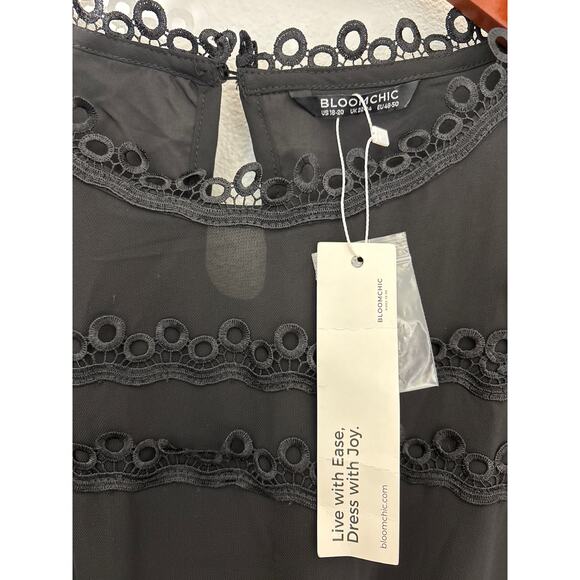 NWT Bloomchic Plus 18-20  Babydoll Blouse Eyelet details - Picture 3 of 7